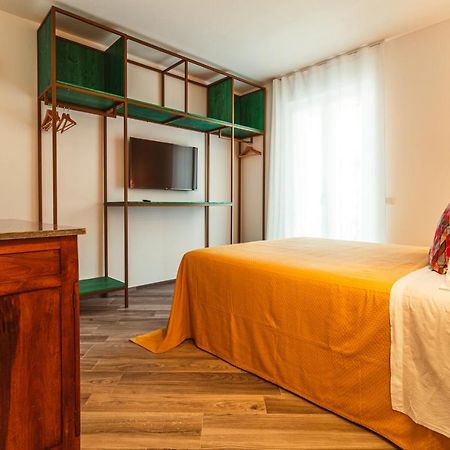 Da Riva Apartment Sea View - Housea 滨海波利尼亚诺 外观 照片